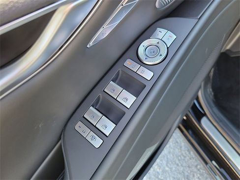 New 2025 Genesis G80 2.5T Sport Prestige image 14