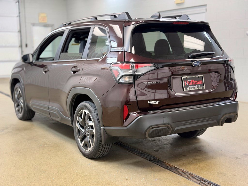 Used 2026 Subaru Forester Premium AWD/4WD image 7