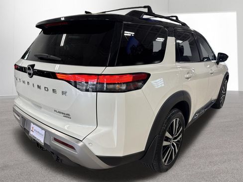 Certified 2023 Nissan Pathfinder Platinum AWD/4WD image 45