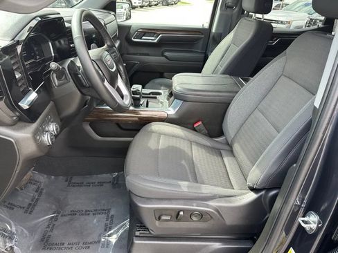 Used 2024 GMC Sierra 1500 Elevation AWD/4WD image 16