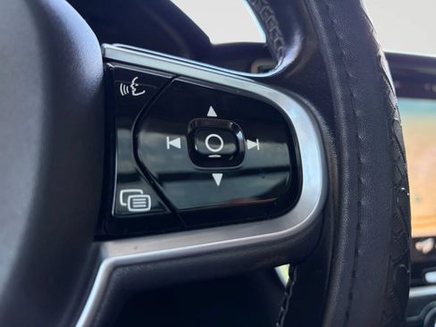 Used 2018 Volvo S90 T5 Momentum w/ Convenience Package FWD image 30