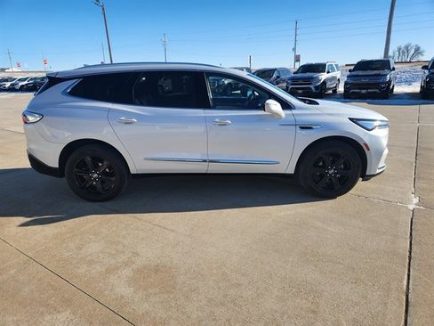 Used 2023 Buick Enclave Essence w/ Experience Buick Package image 2