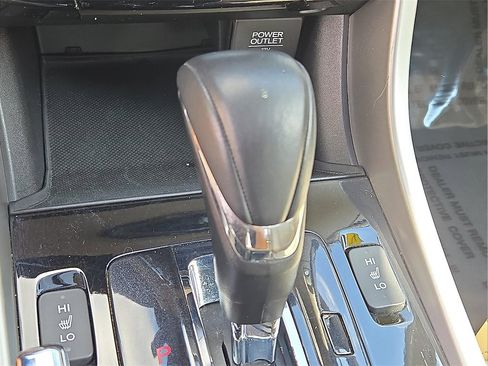 Used 2016 Honda Accord EX-L image 13