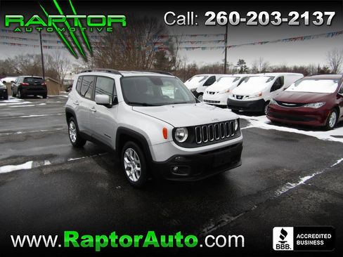 Used 2018 Jeep Renegade Latitude w/ Cold Weather Group image 1