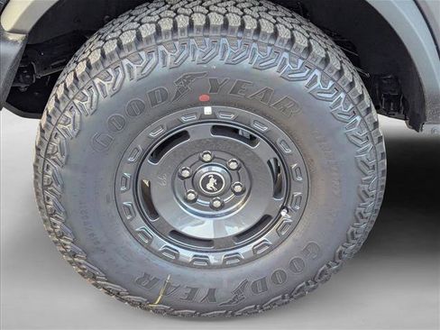 New 2025 Ford Bronco 2-Door w/ Sasquatch Package image 9