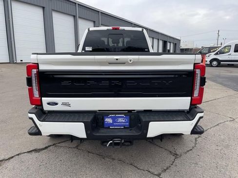 New 2026 Ford F450 Platinum w/ FX4 Off-Road Package image 4