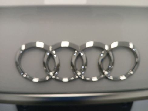 Used 2023 Audi Q5 2.0T Premium w/ Convenience Package AWD/4WD image 28