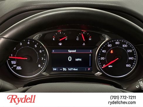 Used 2024 GMC Terrain SLT w/ Tech Package AWD/4WD image 14