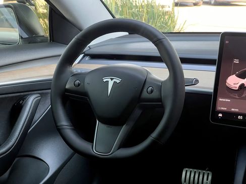 Used 2022 Tesla Model 3 Performance AWD/4WD image 15