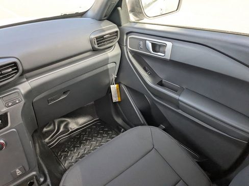 New 2026 Ford Explorer 4WD Police Interceptor image 17