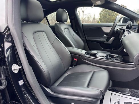 Used 2021 Mercedes-Benz CLA 250 4MATIC image 36