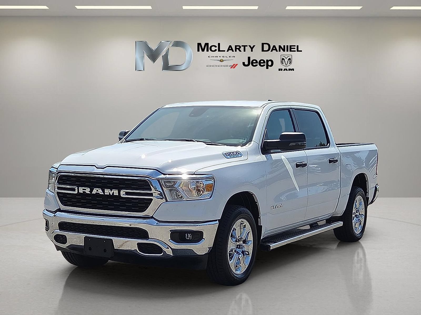 Used 2023 RAM 1500 Big Horn AWD/4WD image 2