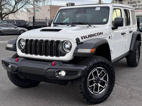 Used 2026 Jeep Wrangler Unlimited Rubicon w/ Safety Group AWD/4WD image 3