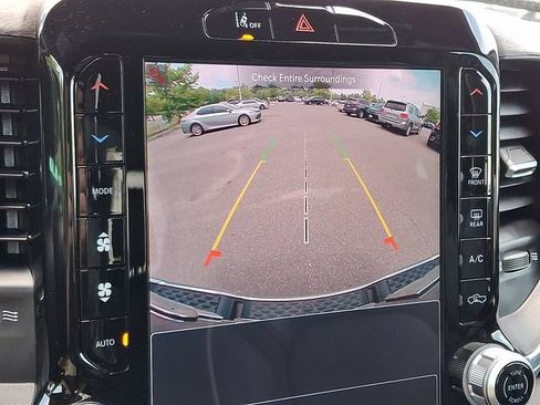 Used 2026 RAM 1500 Laramie AWD/4WD image 15