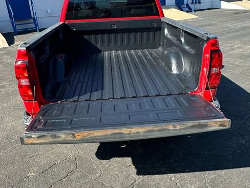 Used 2018 Chevrolet Silverado 1500 LT w/ Trailering Package RWD image 8