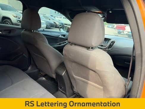 Used 2017 Chevrolet Cruze LT w/ Convenience Package FWD image 16