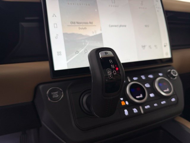 New 2026 Land Rover Defender 110 X-Dynamic SE AWD/4WD image 26