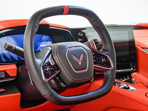 Used 2023 Chevrolet Corvette Stingray Premium Conv w/ Z51 Performance Package RWD image 19
