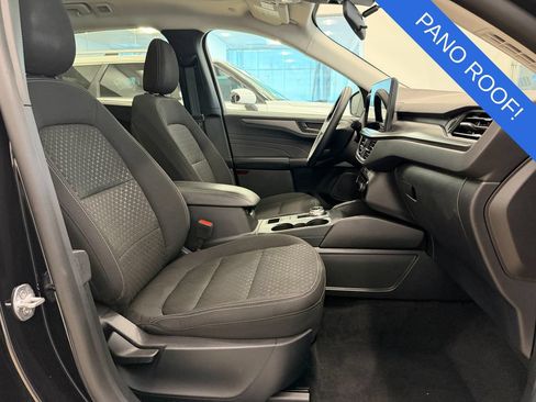 Used 2025 Ford Escape Active w/ Tech Pack #1 FWD image 11