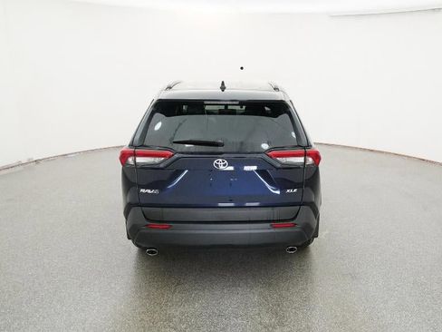 New 2025 Toyota RAV4 XLE image 40