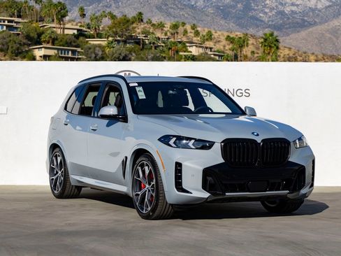 New 2026 BMW X5 xDrive50e image 2