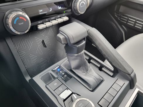 Certified 2025 Toyota Tacoma SR5 image 23