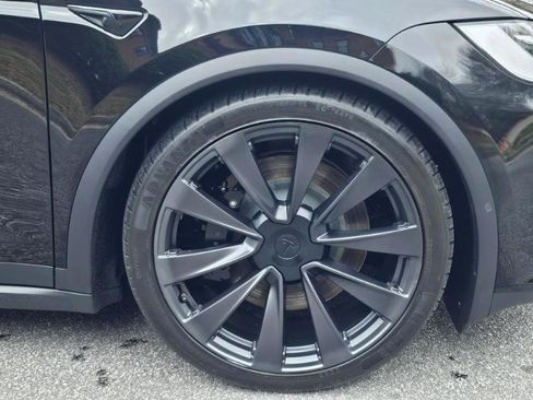 Used 2023 Tesla Model X AWD image 13