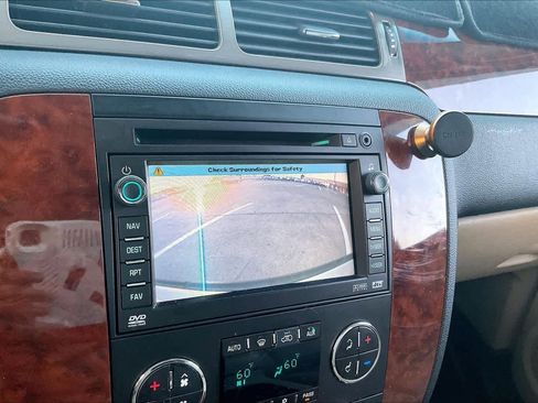 Used 2008 Chevrolet Tahoe LTZ w/ LTZ Preferred Equipment Group image 26