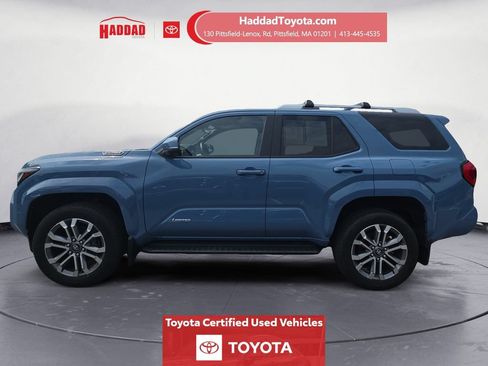 Certified 2025 Toyota 4Runner Limited AWD/4WD image 2