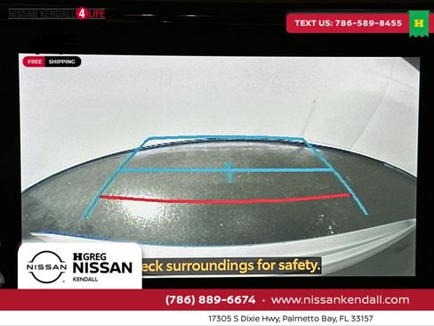 Used 2024 Toyota Highlander LE image 21