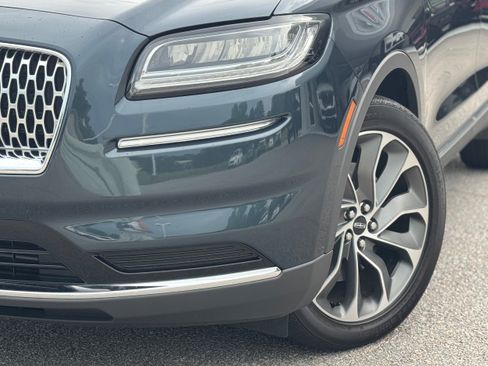 Used 2023 Lincoln Nautilus Reserve AWD/4WD image 4