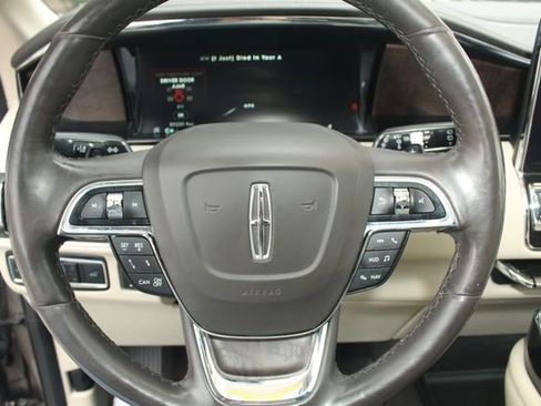 Used 2019 Lincoln Navigator Reserve w/ Cargo Package image 18