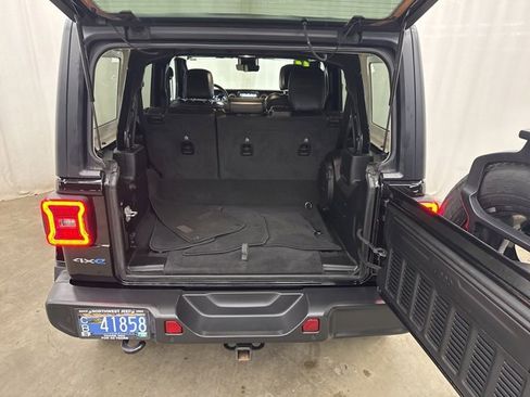 Used 2021 Jeep Wrangler Unlimited Sahara w/ Dual Top Group image 27