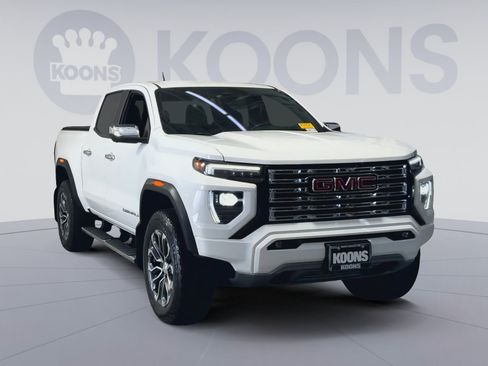 Used 2023 GMC Canyon Denali AWD/4WD image 4