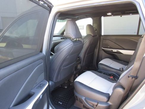 Used 2024 Lexus TX 500h AWD image 15