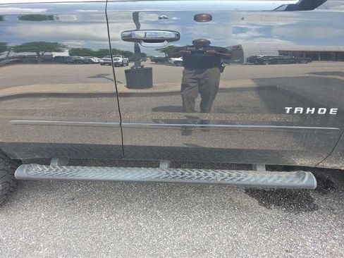 Used 2018 Chevrolet Tahoe LT AWD/4WD image 23