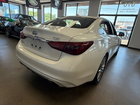 Used 2018 INFINITI Q50 Luxe AWD/4WD image 16