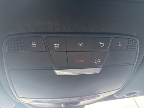 Used 2020 Mercedes-Benz C 300 4MATIC Sedan image 25