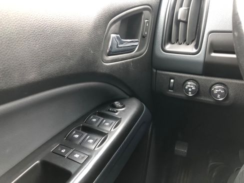 Used 2019 Chevrolet Colorado Z71 image 17