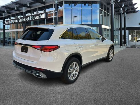 Used 2025 Mercedes-Benz GLC 300 4MATIC image 7