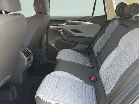 New 2026 Volkswagen Tiguan S FWD image 32