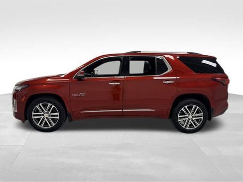 Certified 2023 Chevrolet Traverse High Country image 3