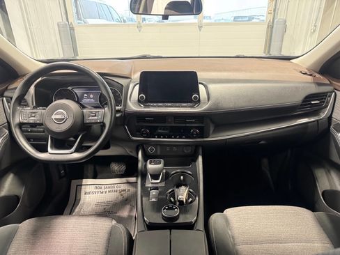 Used 2023 Nissan Rogue SV image 27