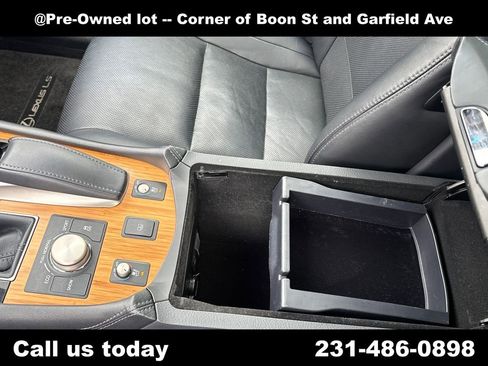 Used 2014 Lexus LS 460 L image 26