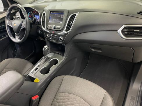 Certified 2020 Chevrolet Equinox LT w/ Driver Convenience Package image 20