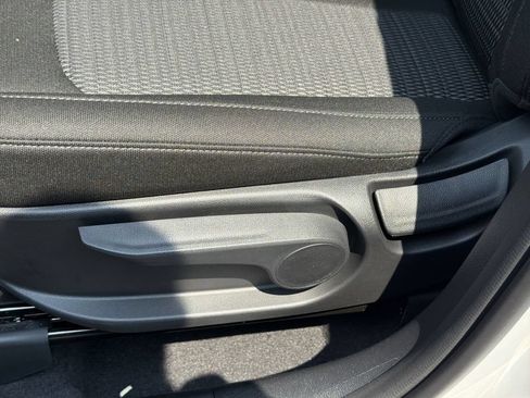 New 2026 Kia Sorento LX FWD image 26