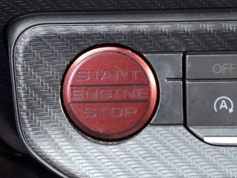 Used 2025 Ford Mustang GT Premium image 24