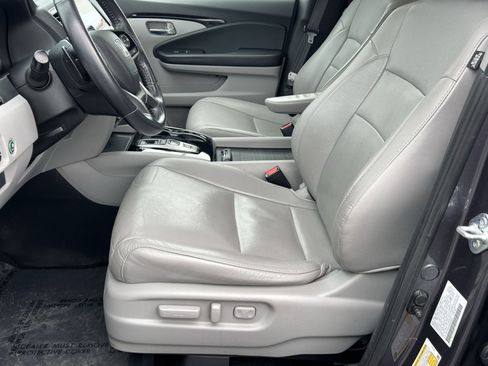Used 2022 Honda Pilot Elite image 10