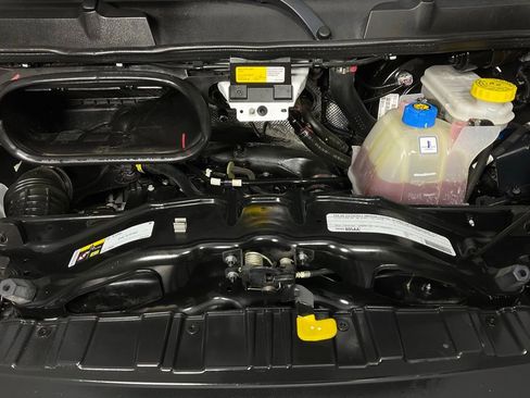 Used 2023 RAM ProMaster 2500 image 9