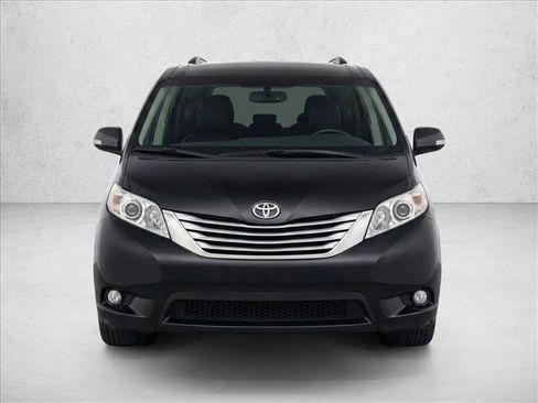 Used 2013 Toyota Sienna Limited w/ Premium Pkg AWD/4WD image 2